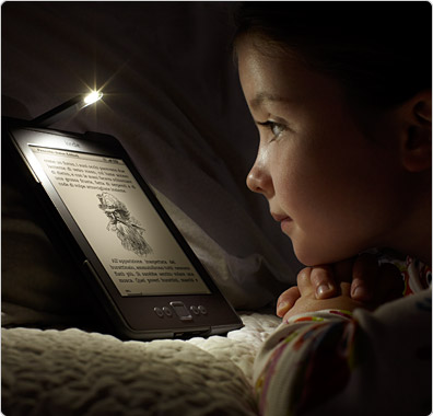 cover Kindle con luce led e lettura al buio